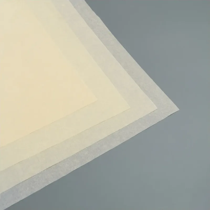 Бумага тишью, цвет кремовый, 500мм*750мм, 17 г/м2 (100 листов/уп)